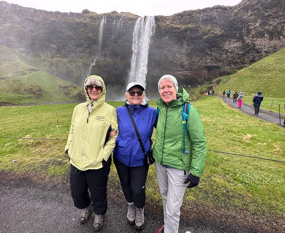 051923 Selialandsfoss Waterfall girls