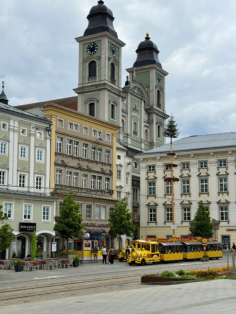 05.17.26 Linz6
