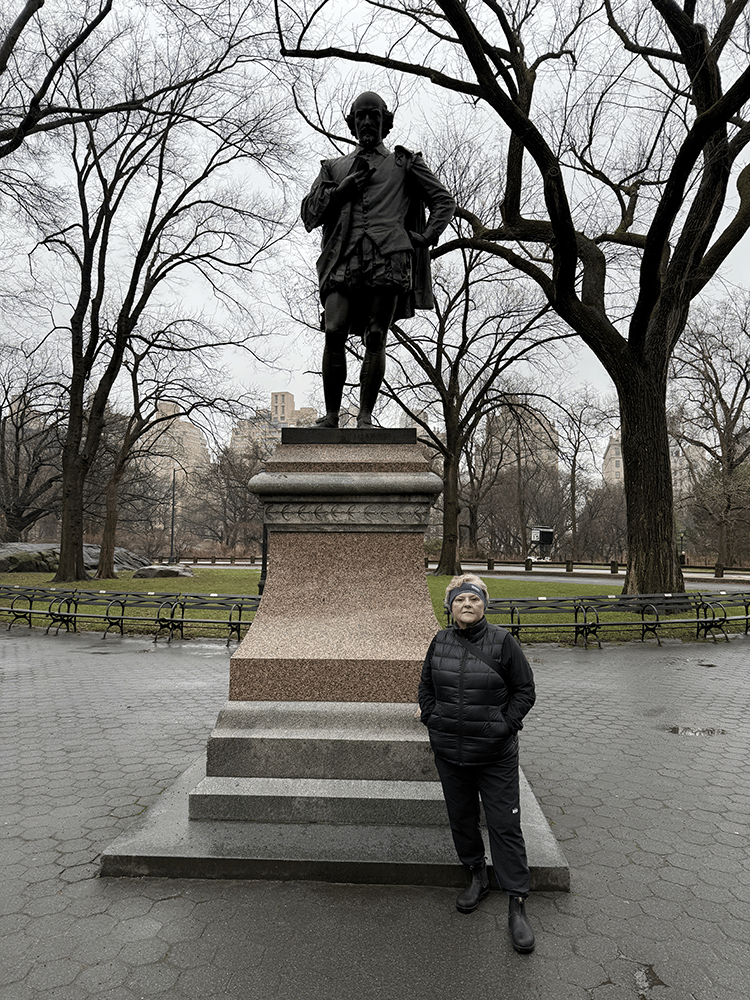 Statue of Shakespeare in Central Park