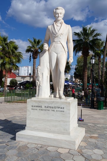 Napflio Giannis statue