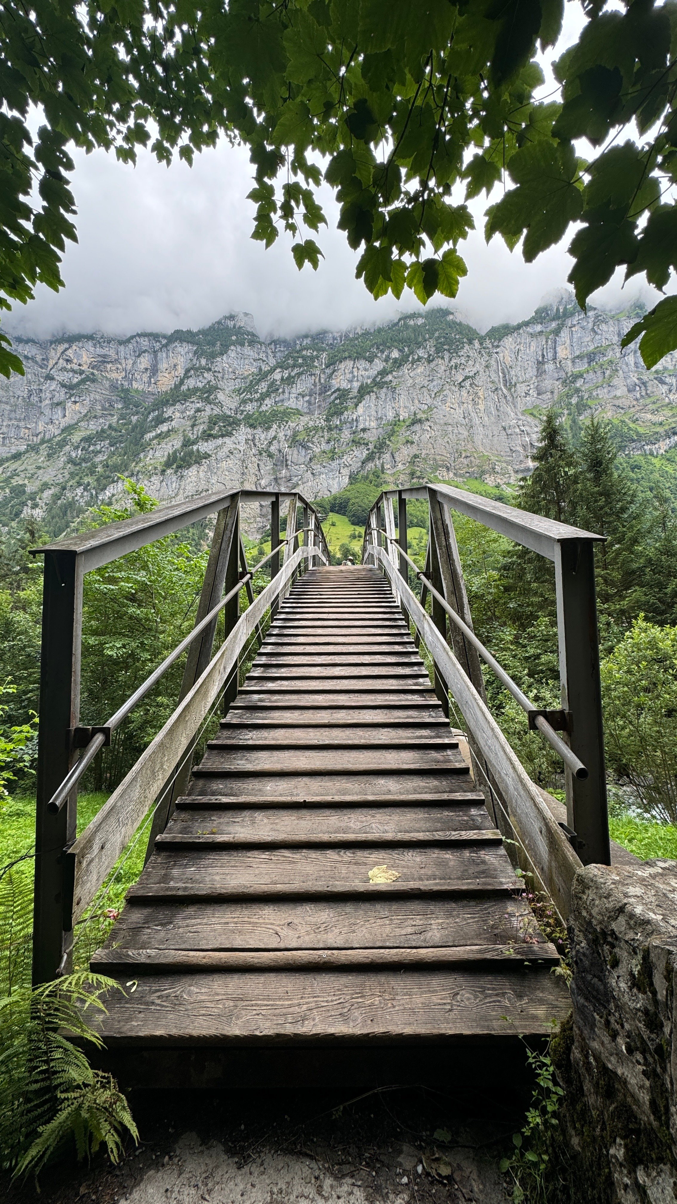 A footbridge on the Lauterbrunnen hike